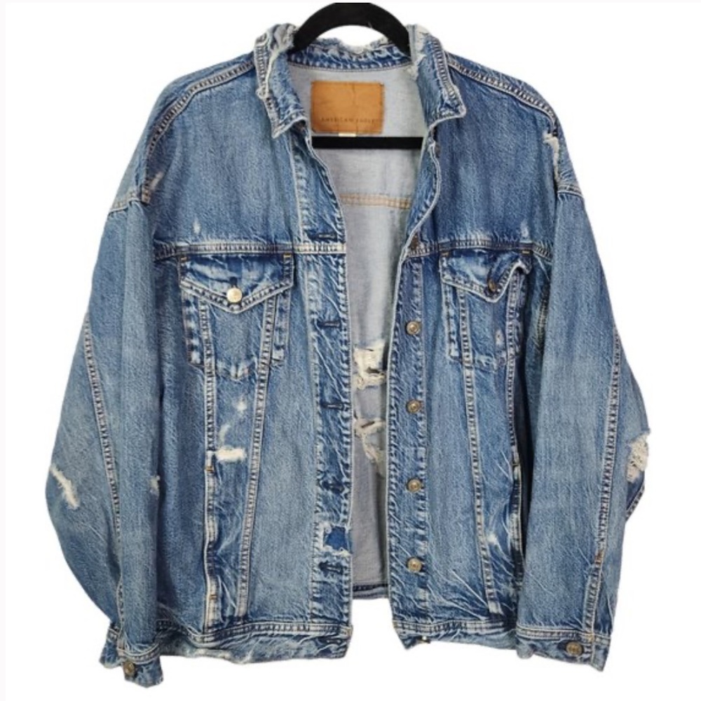 American Eagle AEO
Denim Trucker Jacket Distressed | 100%
Cotton Womens